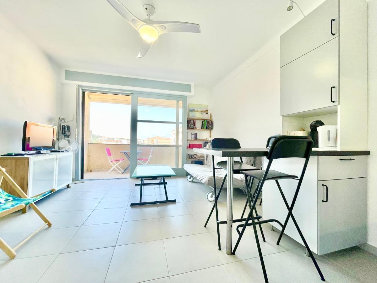 U Paradisu - Balcon - 100m - Parking - Climatisation Apartment